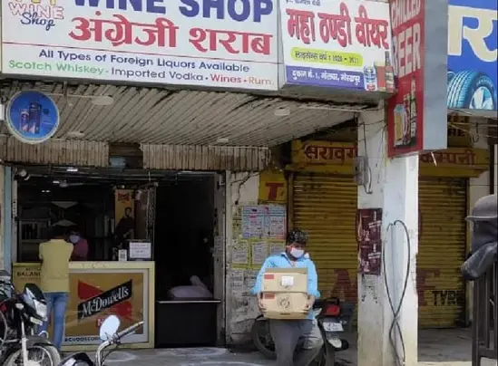 गोरखपुर समाचार (Gorakhpur News) : डिस्टिलरी कारखाने को लेकर घटनाक्रम