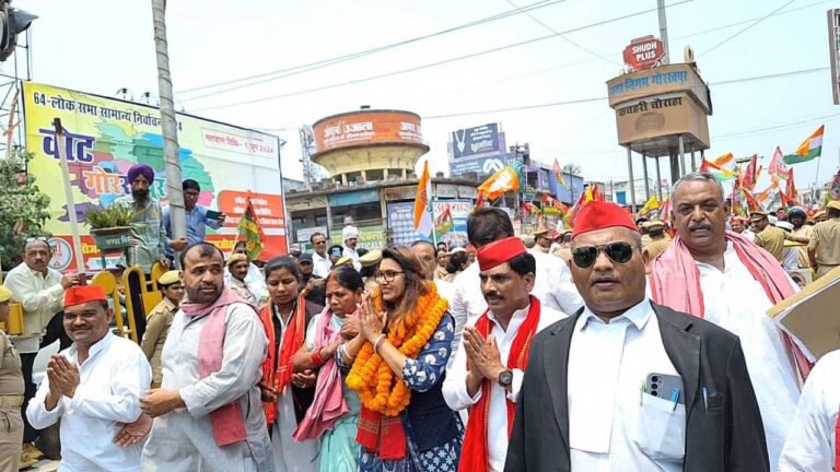गोरखपुर नामांकन (Gorakhpur Nomination) से जुड़ी अपडेट