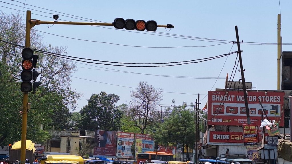 Gorakhpur Traffic System की खस्ता हालात गोरखपुर की यातायात व्यवस्था (Gorakhpur Traffic System) का आँखों देखा हाल