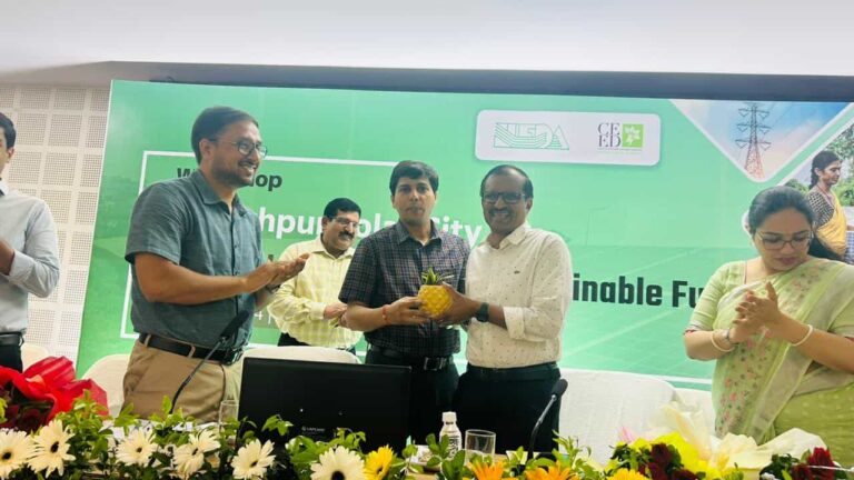 गोरखपुर सोलर सिटी (Gorakhpur Solar City) पर विभिन्न वकत्व्य