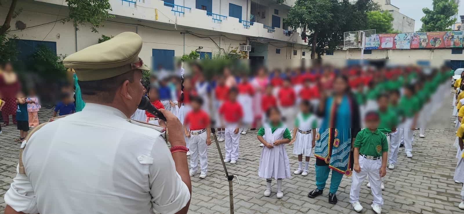 Gorakhpur Traffic Police Action : 87 अनाधिकृत वाहनों का चालान गोरखपुर यातायात पुलिस की कार्रवाई (Gorakhpur Traffic Police Action) का पूर्ण विवरण
