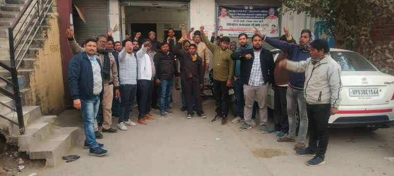 बिजली के निजीकरण के खिलाफ गुस्सा, प्रबंधन की योजना से आक्रोश और बढ़ा