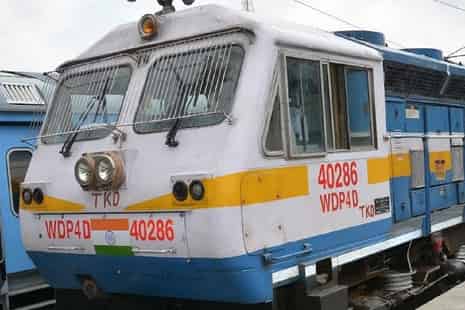 भारतीय रेल पर हर घर तिरंगा अभियान: 2 से 15 अगस्त तक चलेगा महोत्सव भारतीय रेल पर 'हर घर तिरंगा' अभियान का विवरण