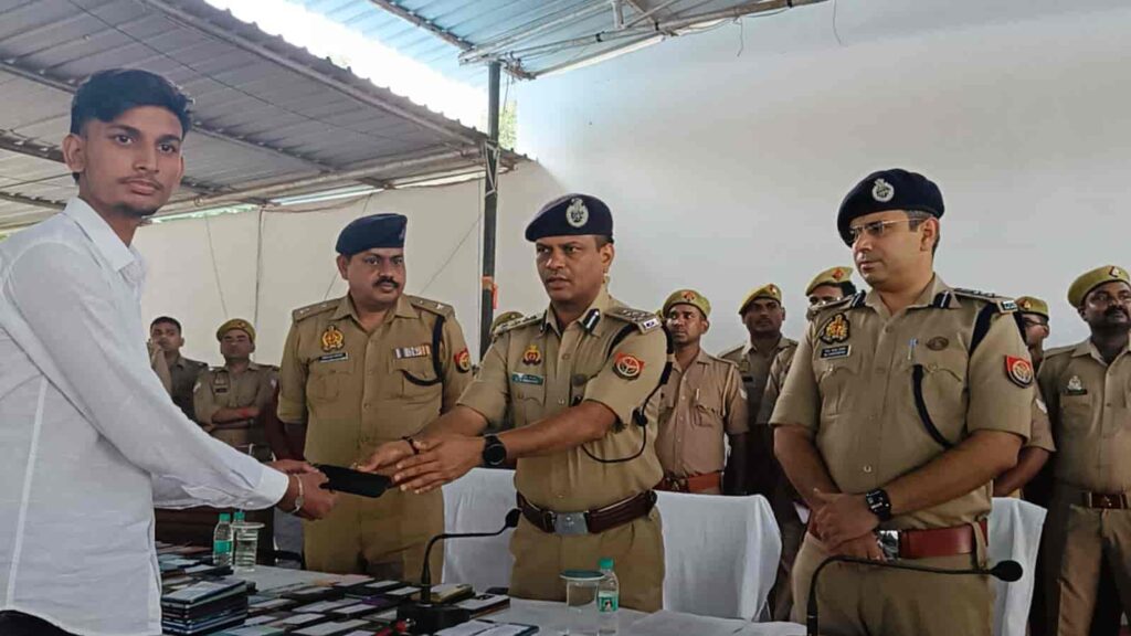 CEIR PORTAL से मिले ₹1.24 करोड़ के गुम मोबाइल कैसे काम करता है CEIR PORTAL?