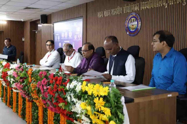 एमएमएमयूटी गोरखपुर में इलेक्ट्रिक मोबिलिटी: प्रदूषण नियंत्रण और रोजगार का नया अवसर