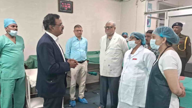 TB Patient Adoption Scheme UP : ऑपरेशन थियेटर में संक्रमण पर जीरो टॉलरेंस